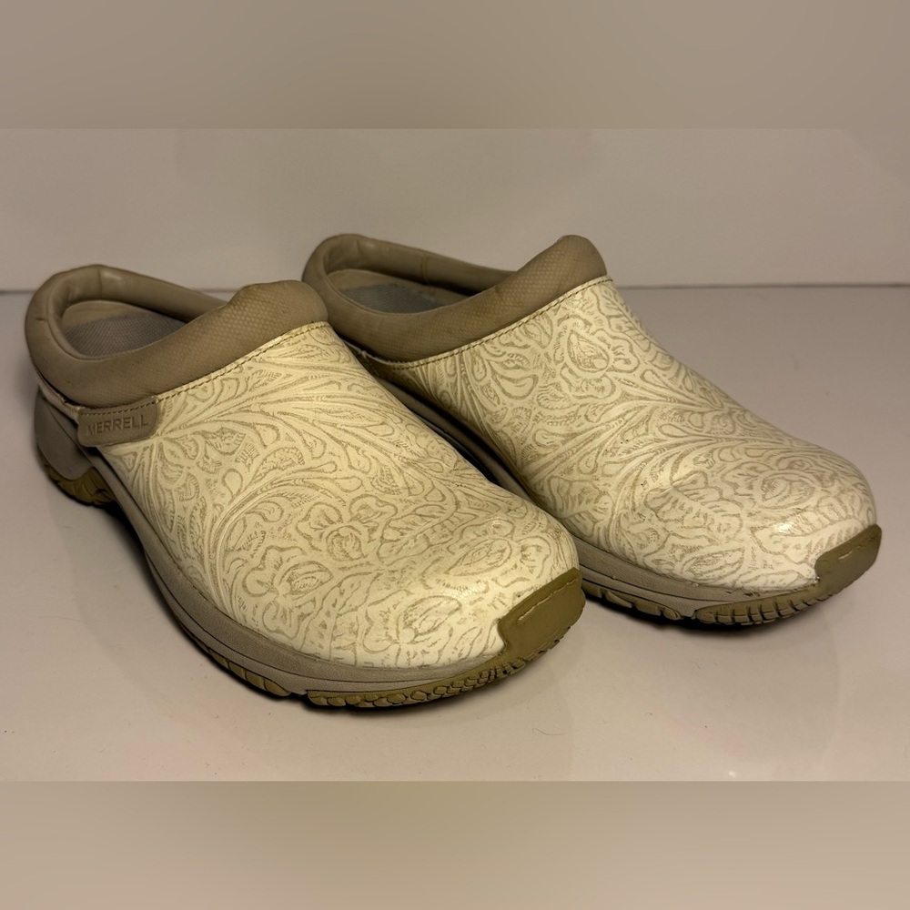 Merrell Women's Cream Paisley Slip-On Clogs